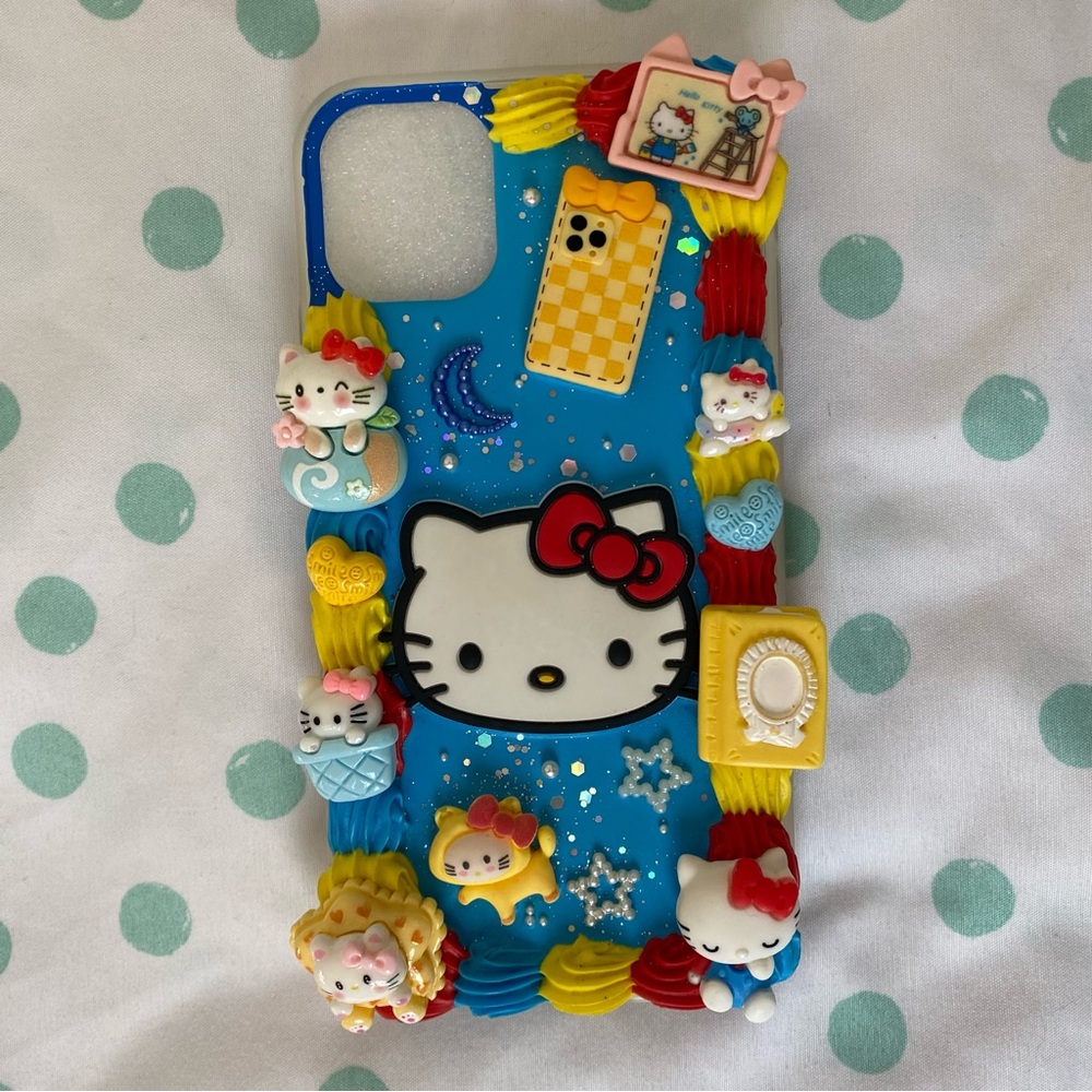 Hello Kitty Decoden Red & Blue iPhone 11 Case